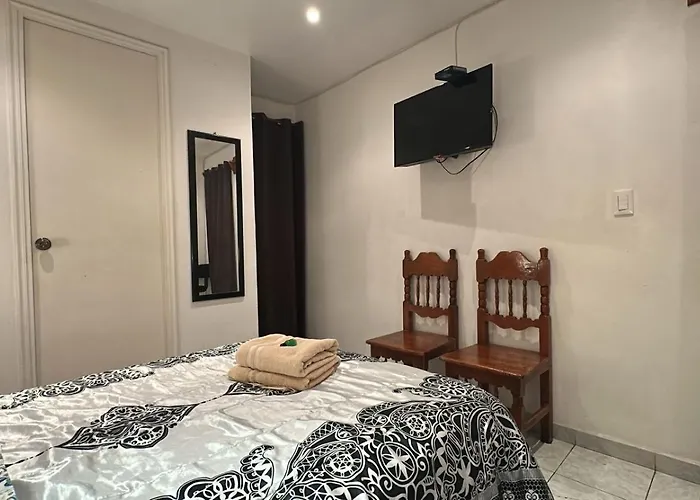 A 5 Minutos Del Aicm Homestay Mexico City